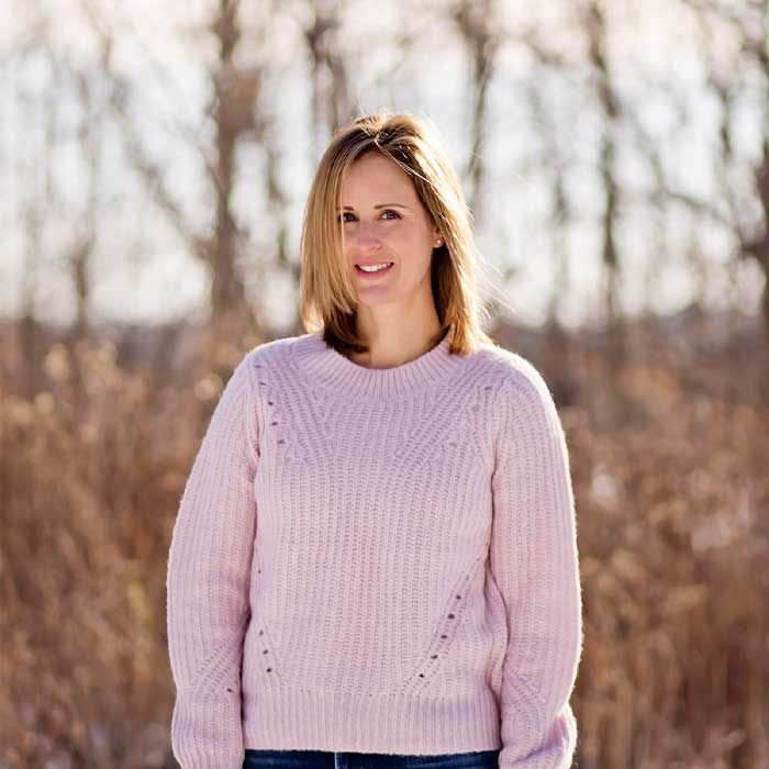 JULIE-FOOTER-4